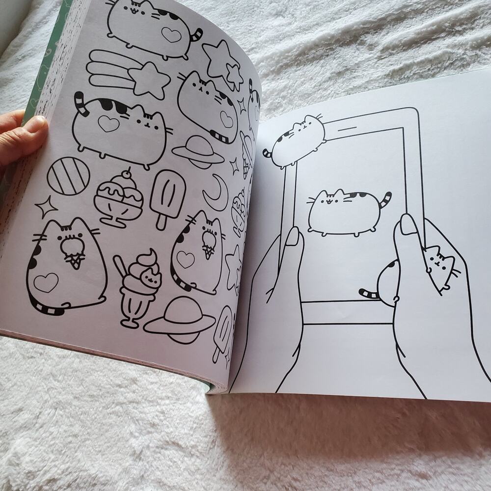 Pusheen Coloring Book - Picture 10 of 10